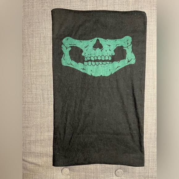 Brand New Black Cotton Ski Mask with a Green Skull - Picture 1 of 1